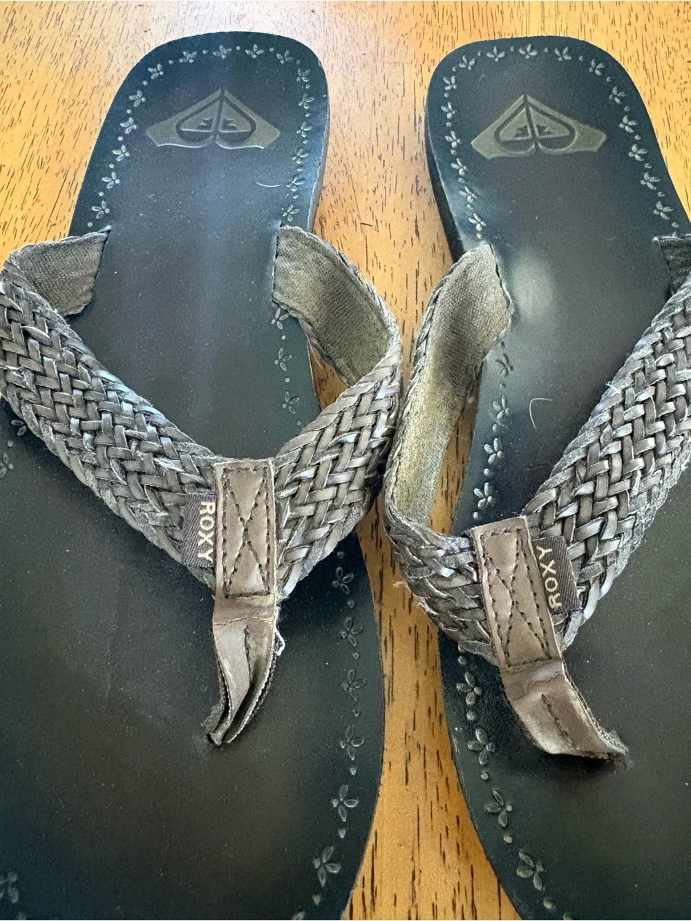 Roxy flip flops